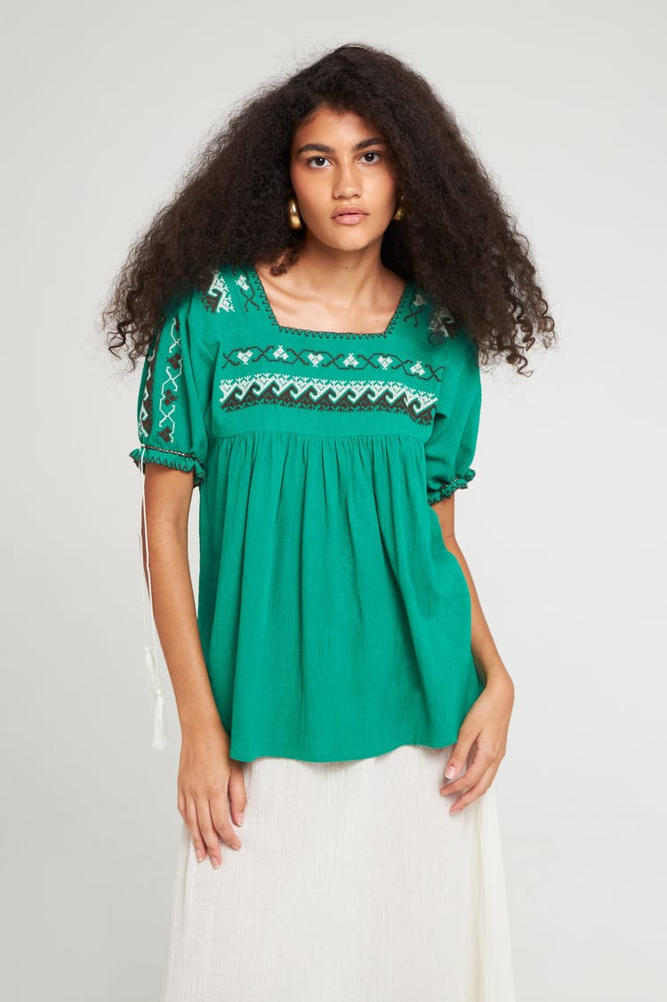 antik batik Top brodé à manches courtes encolure carrée vert