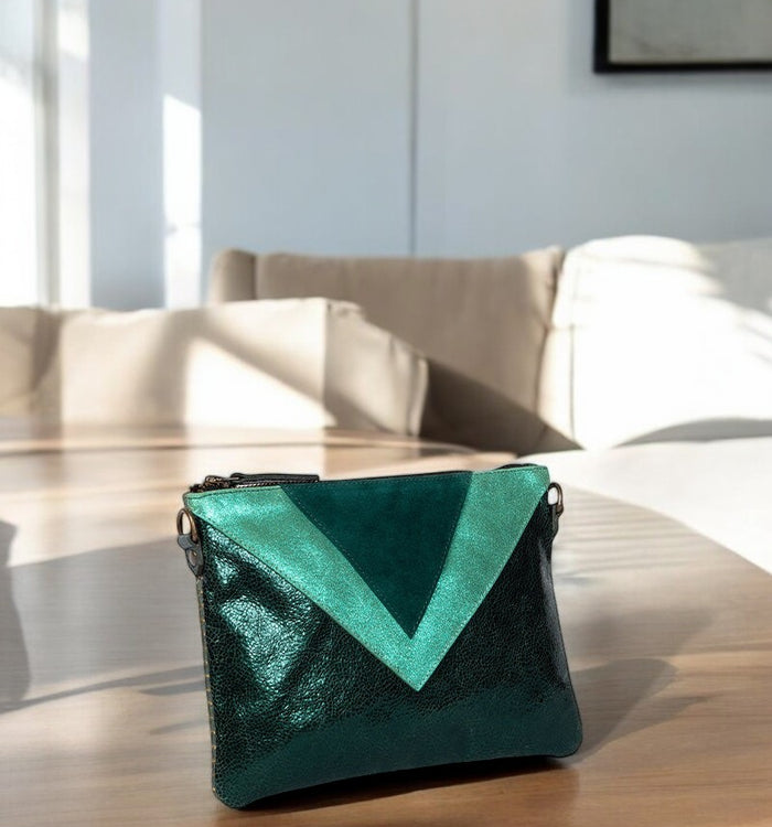 antoinette ameska Pochette GIZEH Vert Métal/Canard