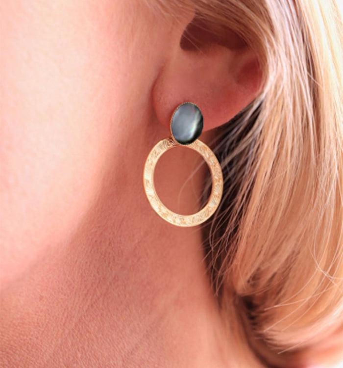 Antoinette Ameska Boucles D'Oreilles BLOSSOM Nacre Grise