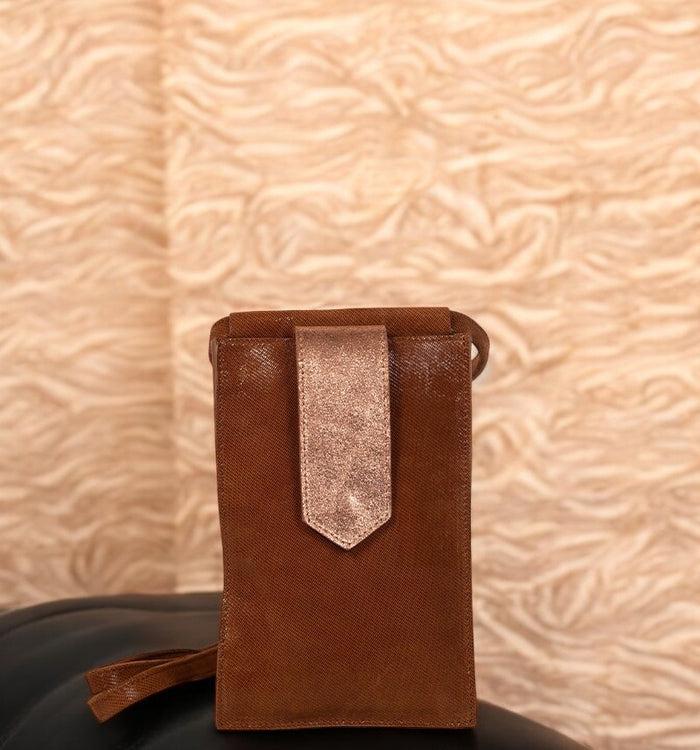 Antoinette Ameska Pochette Téléphone TEMARA Lézard Camel/ambre