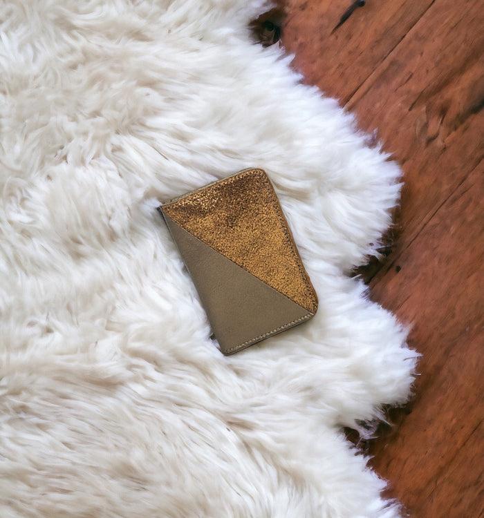 Antoinette Ameska Porte-carte BILBAO Bronze Métal/Paillette Bronze