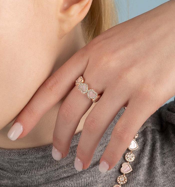 Apm Monaco Bague Cœurs En Nacre Rose