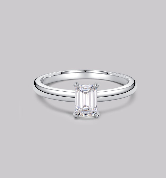 apm monaco Bague Diamant Solitaire Émeraude (0.60ct)