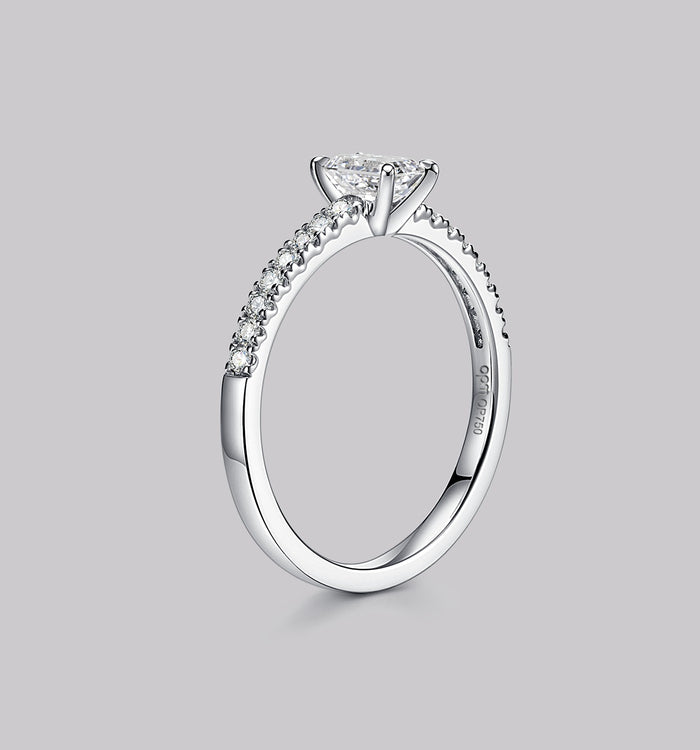 Apm Monaco Bague Pavé Diamant Émeraude (0.44ct)