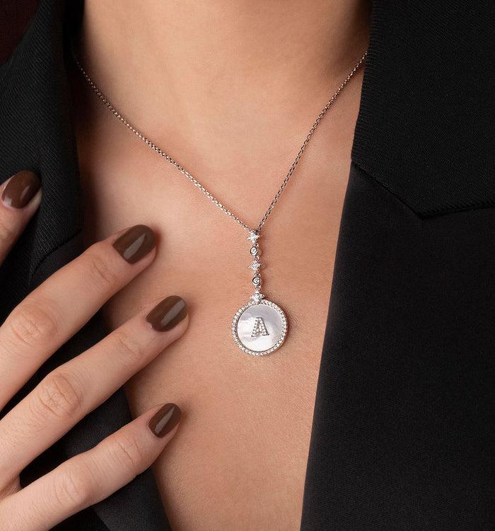 Apm Monaco Collier Ajustable Alphabet Eternelle