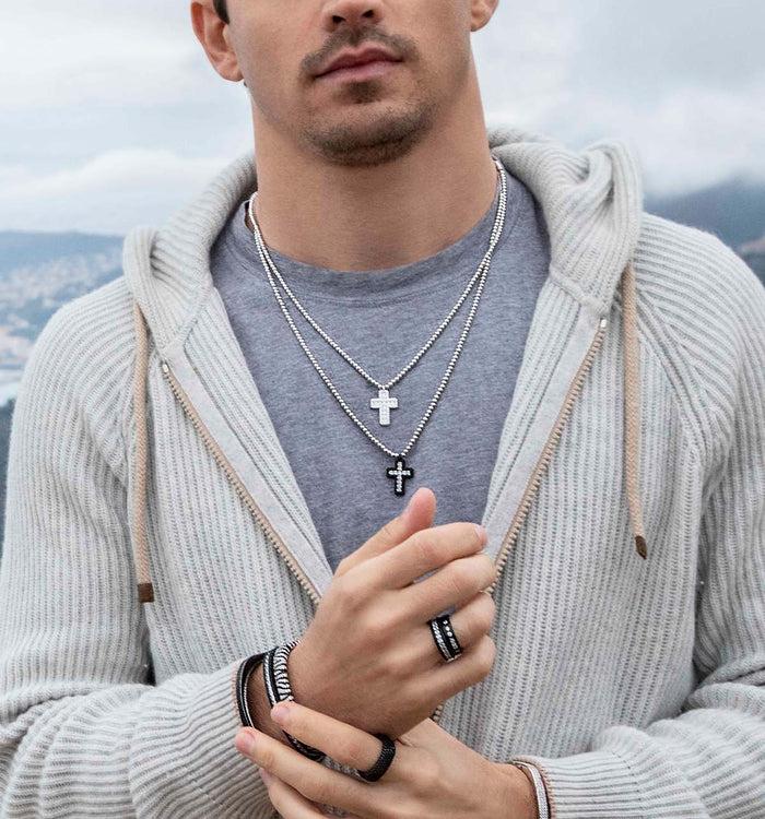 Apm Monaco Collier Ajustable Croix Pavé Noir