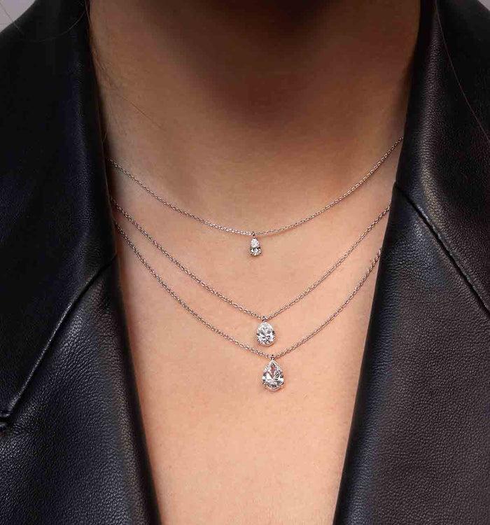 Apm Monaco Collier Diamant Solitaire Poire (0.19ct)