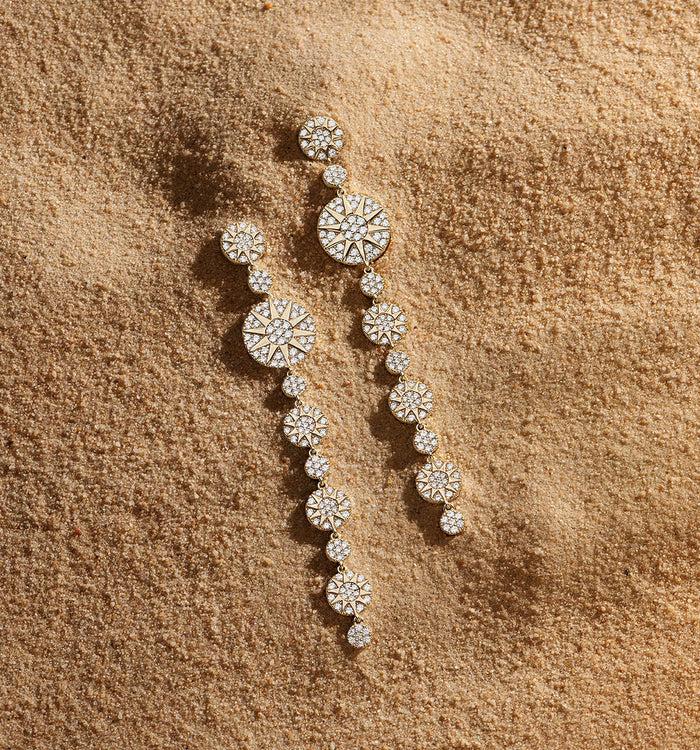 Apm Monaco Boucles D'Oreilles Soleil Longues Plaquées Or 18 Carats