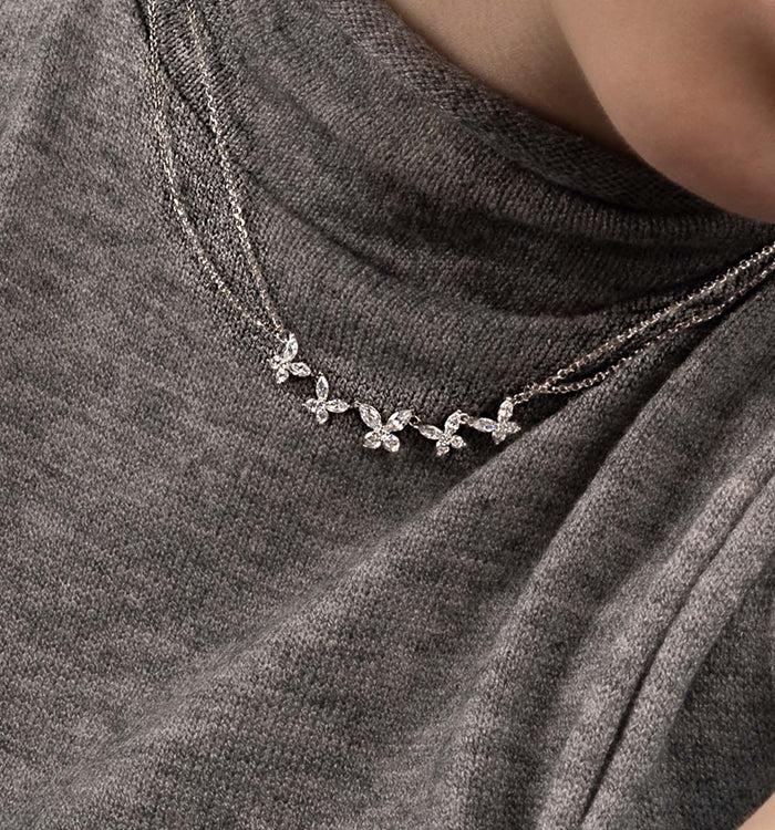 Apm Monaco Collier Ajustable Papillon Double Chaîne