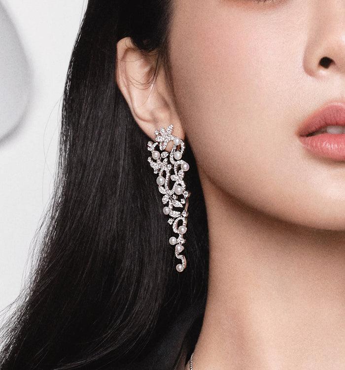 Apm Monaco Longues Boucles D'oreilles Fleurs Avec Perles