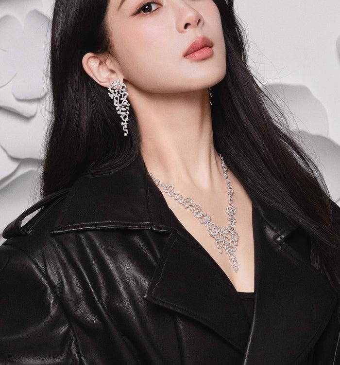 Apm Monaco Longues Boucles D'oreilles Fleurs Avec Perles