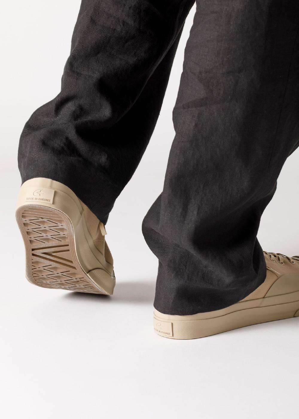 Arpenteur Sidewalk - Sable