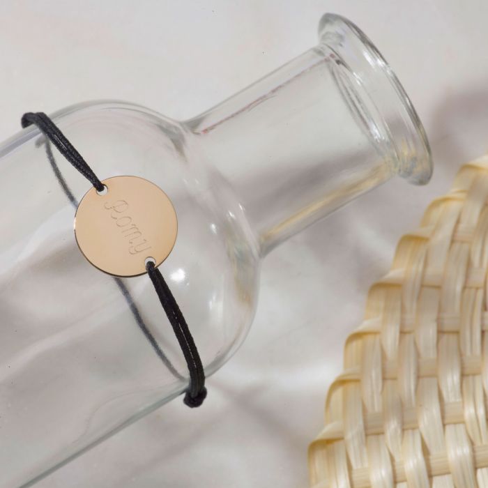 Atelier De Famille Bracelet Cordon Avec Médaille Gravée (gravure Joaillier)