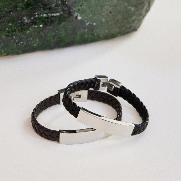 Atelier De Famille Bracelet Cuir Tressé Et Plaque Noir