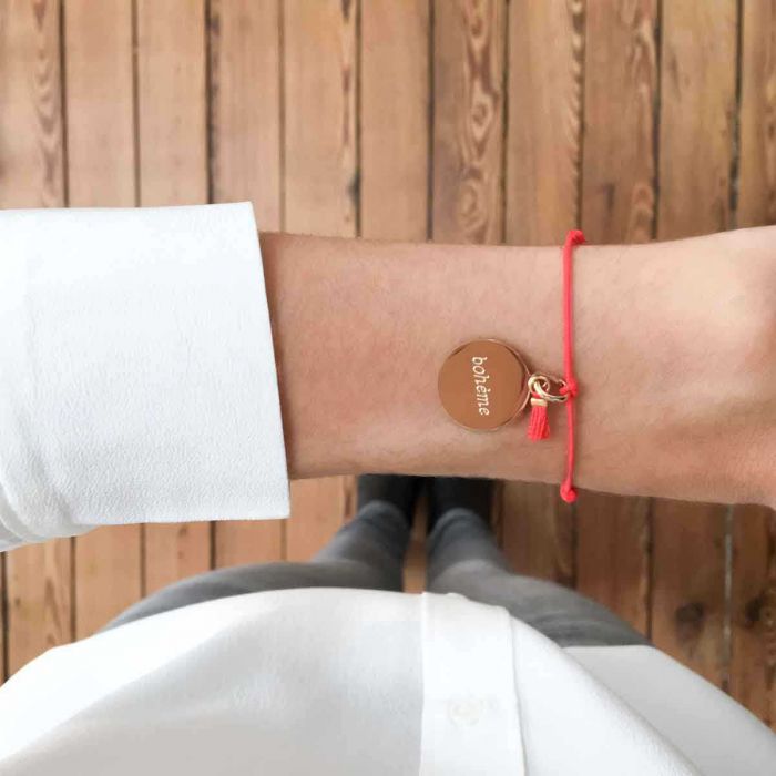 Atelier De Famille Bracelet Petite Médaille à Message Et Mini Pompon Plaqué Or