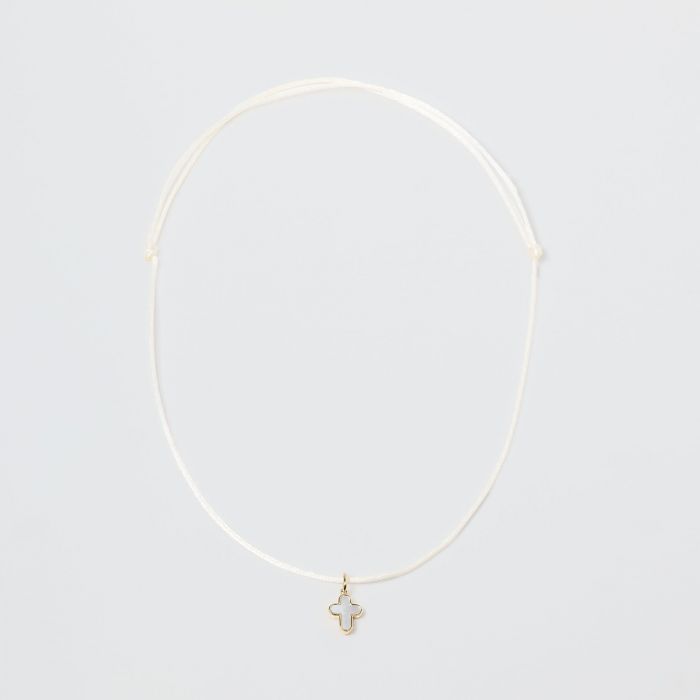 Atelier De Famille Collier Croix En Nacre Sur Lien Satin
