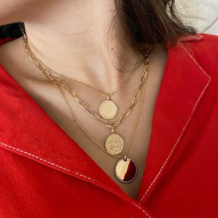 Atelier De Famille Collier Médaille Perlée Sur Chaîne Maille Forçat