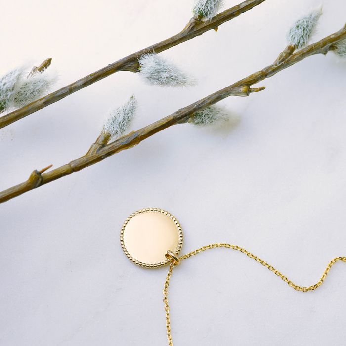 Atelier De Famille Collier Médaille Perlée Sur Chaîne Maille Forçat