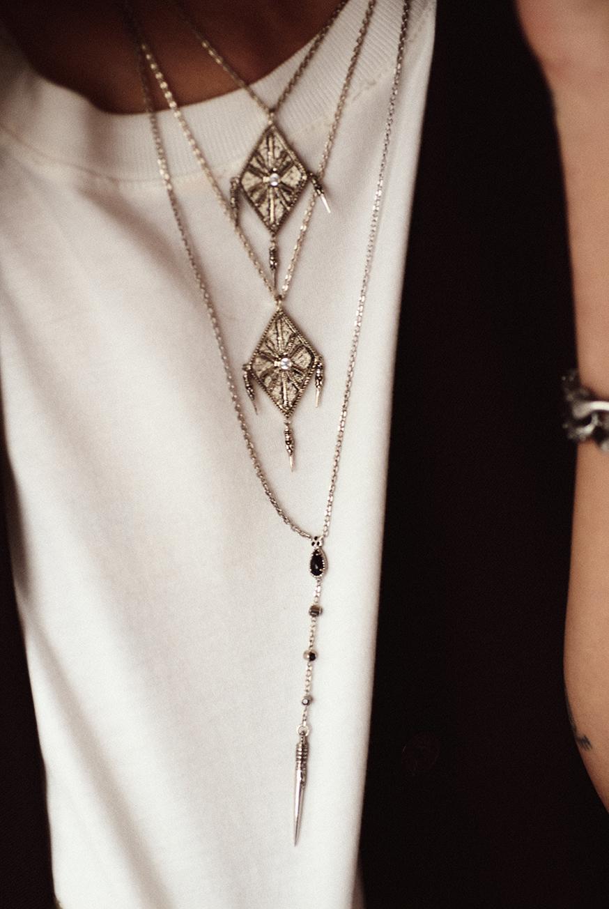 Ba&sh Collier Avec Pendentif Ojas Gris