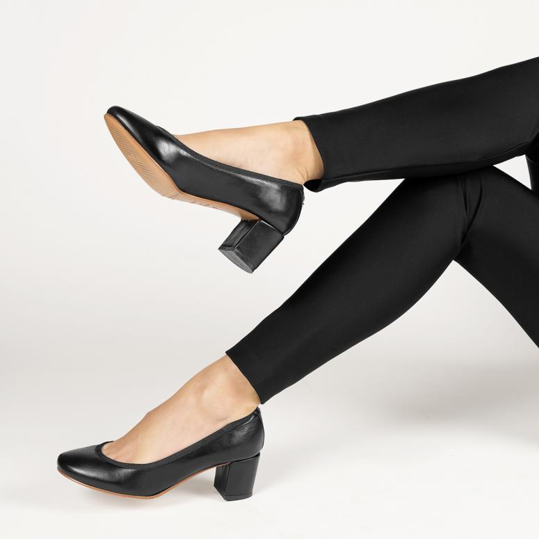 bagllerina Ballerines à talon Colombe en cuir lisse