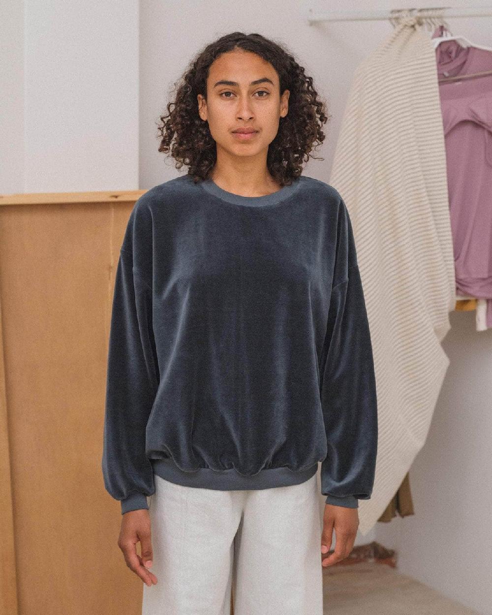 baserange sweat aim - Velour Jersey