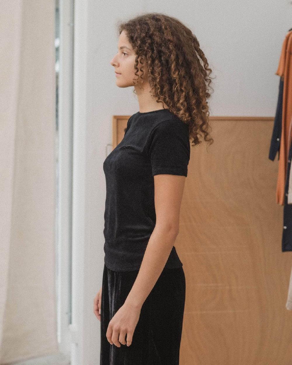 Baserange T-shirt Omo - Velours Ecovero