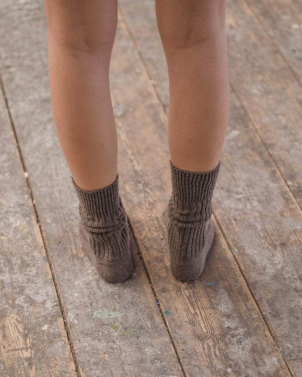 Baserange Chaussettes Mi-hautes Côtelées - Cachemire Recyclé Côtelé