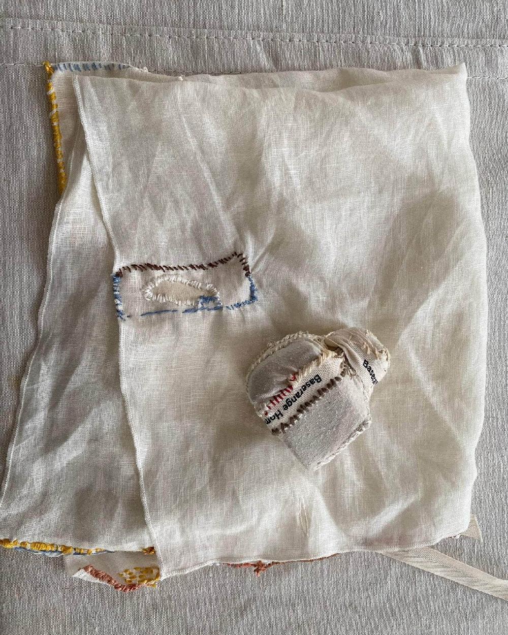 baserange Repair - linen cloth & scent block - Deadstock Fabric baserange Repair - linen cloth & scent block - Deadstock Fabric