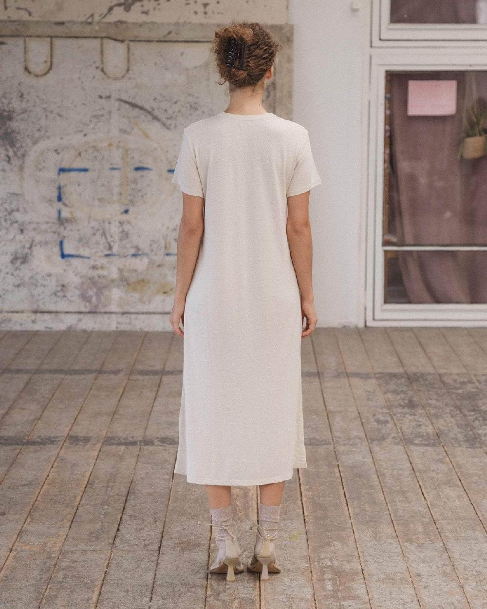 Baserange Robe T-shirt En Soie - Jersey De Soie Sauvage