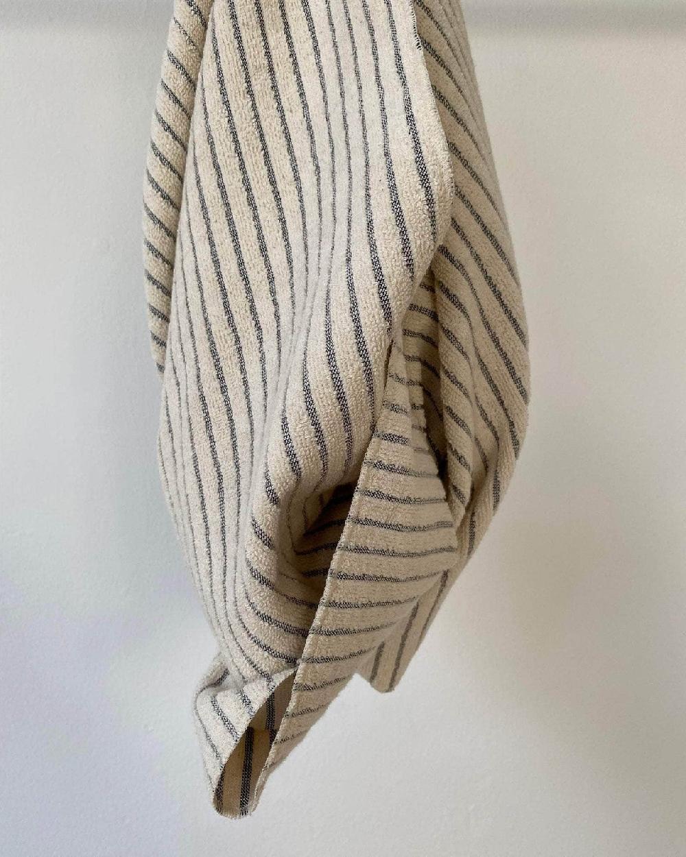 Baserange Serviette Shell - Tissu éponge En Coton Biologique