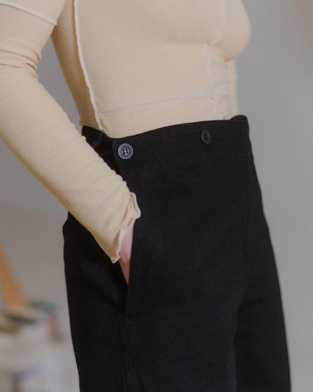 Baserange T-shirt Cinder à Manches Longues - Fin Coton Biologique Côtelé