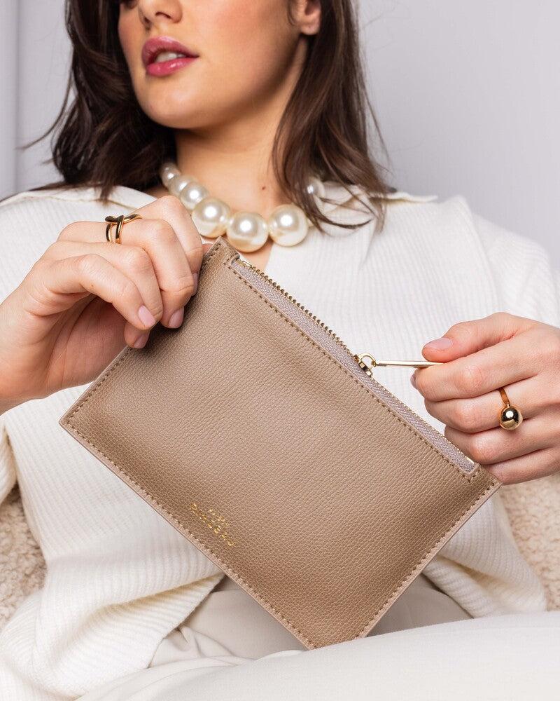 Basile La Pochette Apollon - Nude