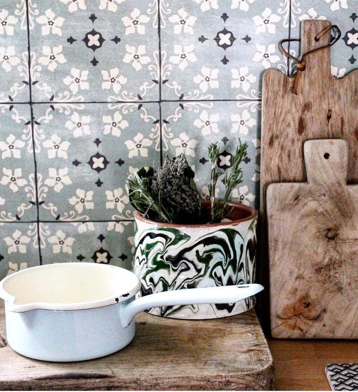 Beija Almond Vinyl Backsplash Stickers