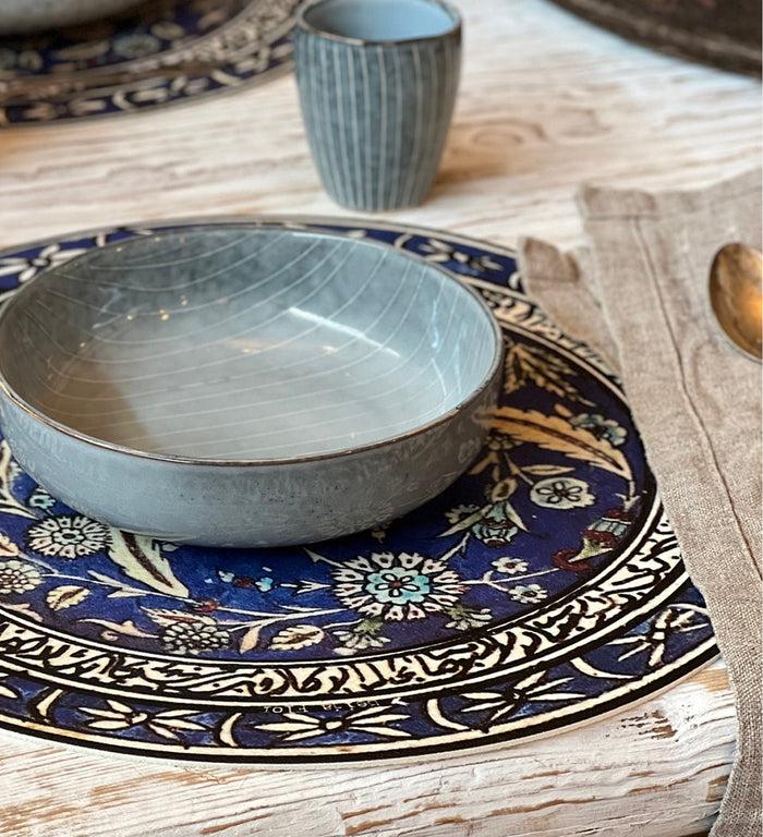 beija Armenian Vinyl Rug