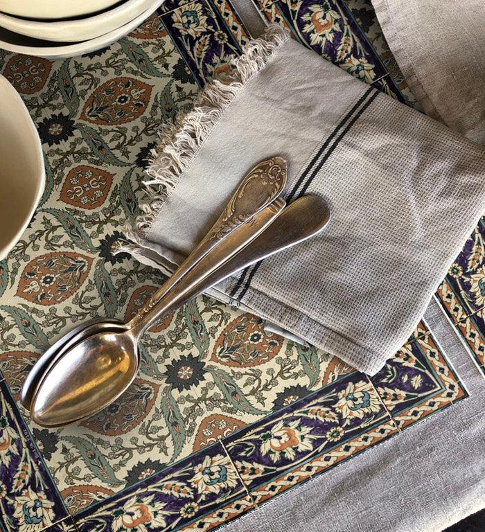 beija Armenian Vinyl Table Placemat