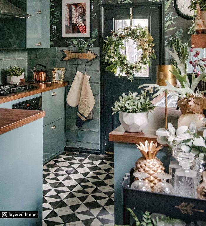 Beija Black And White Borgo Vinyl Rug