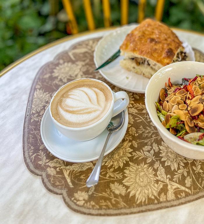 beija Bohemian Garden Vinyl Round Placemat