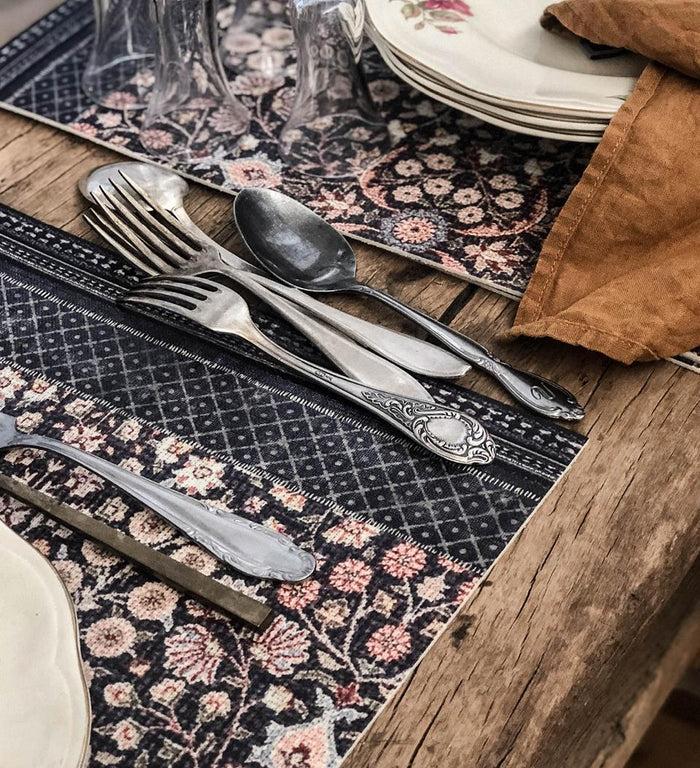 Beija Bohemian Garden Vinyl Table Placemat