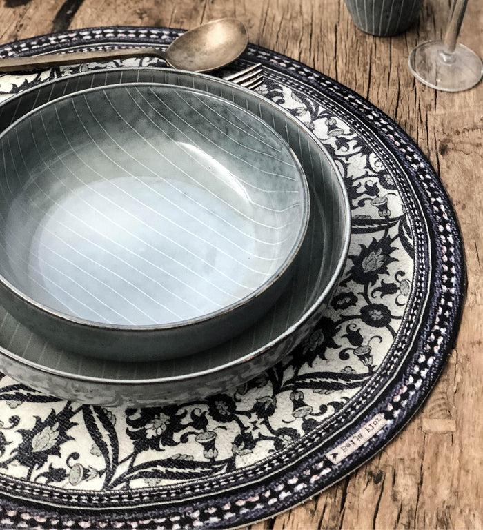 Beija Bohemian Garden Vinyl Table Placemat