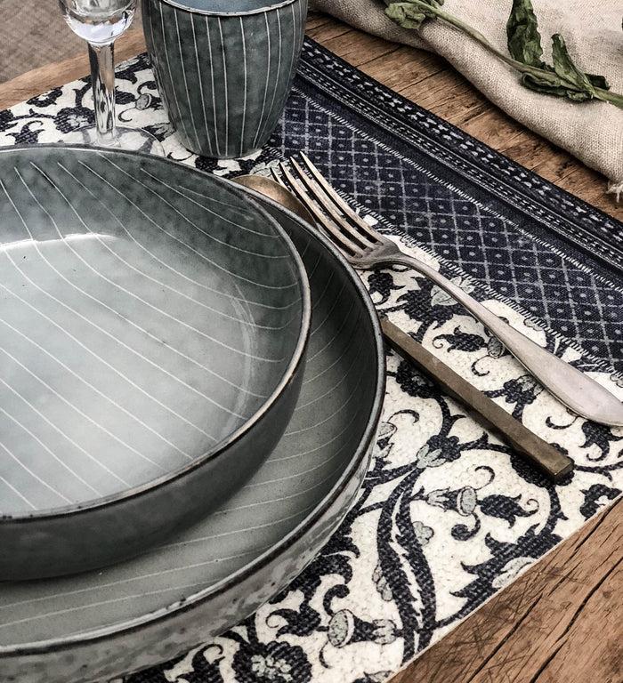 beija Bohemian Garden Vinyl Table Placemat