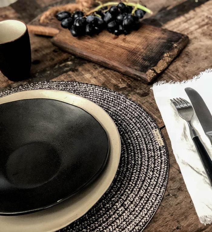 beija Braids Vinyl Table Placemat