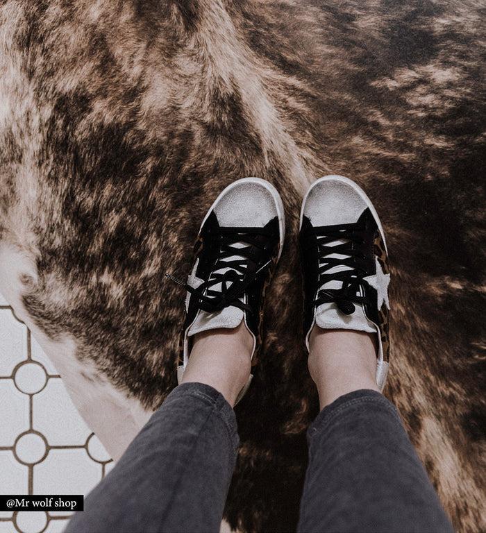 Beija Cowhide Vinyl Rugs