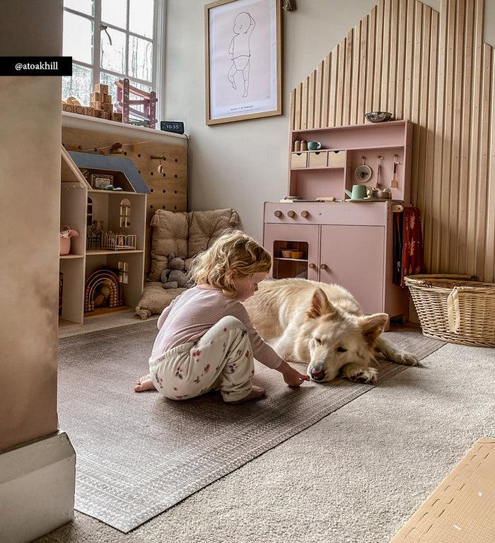 Beija Emilia Vinyl Rug