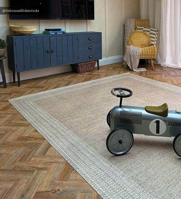 Beija Emilia Vinyl Rug