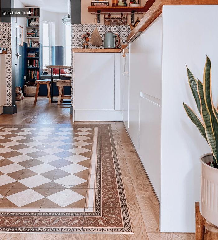 Beija Gambit Camel Antique Vinyl Rug