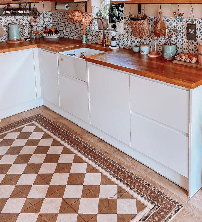 Beija Gambit Camel Antique Vinyl Rug