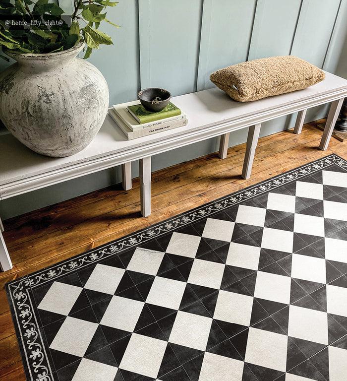 Beija Gambit Vinyl Rug