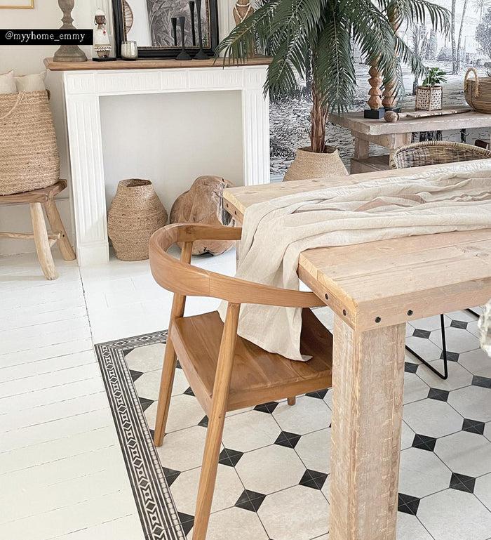 Beija Gambit Vinyl Rug