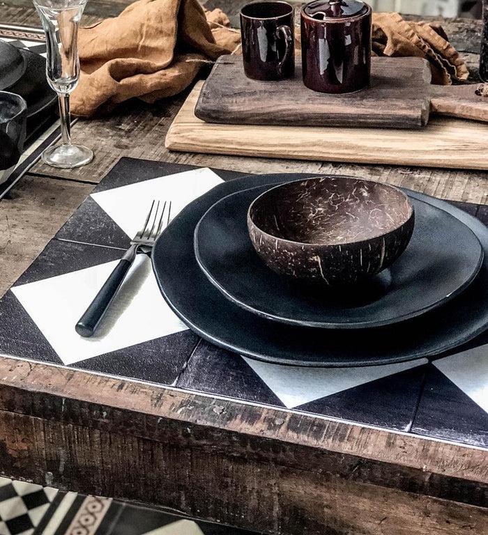 Beija Gambit Vinyl Table Placemat