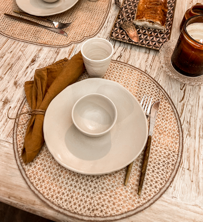 beija Gold Star Round Vinyl Placemat